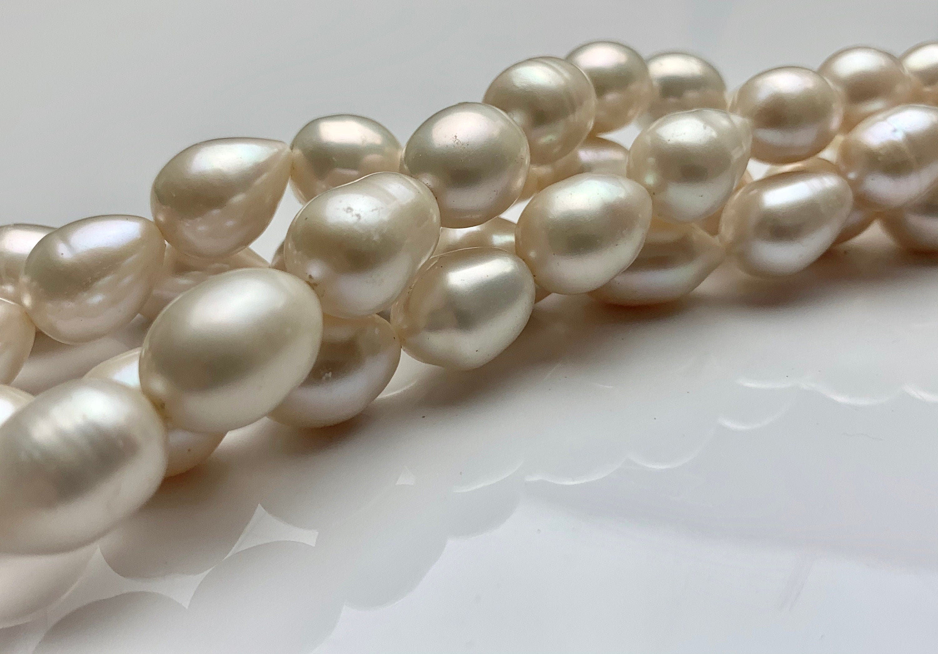 10x12 mm AA Natural White Rice Oval Freshwater Pearl Beads Genuine Natural  Color Smooth Freshwater Pearls 31 Beads #1540